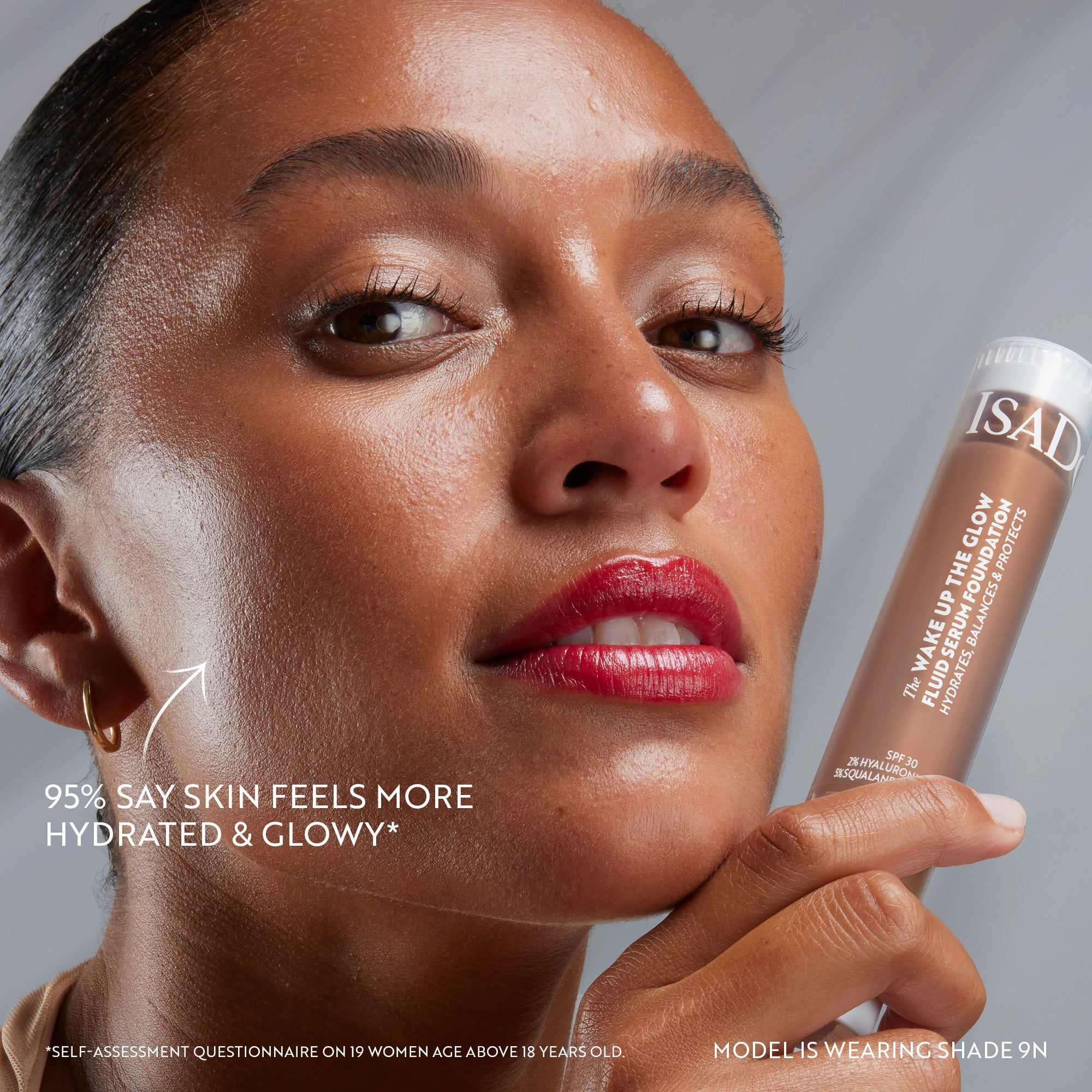 The Wake Up the Glow Fluid Serum Foundation