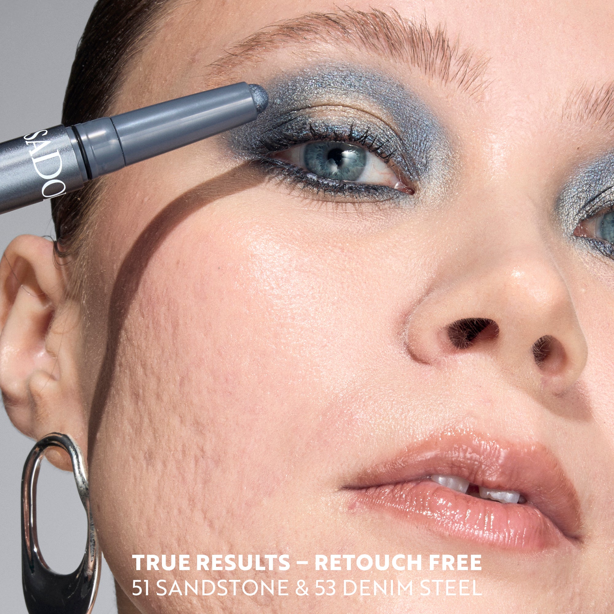 The Gleam Eyeshadow Stick